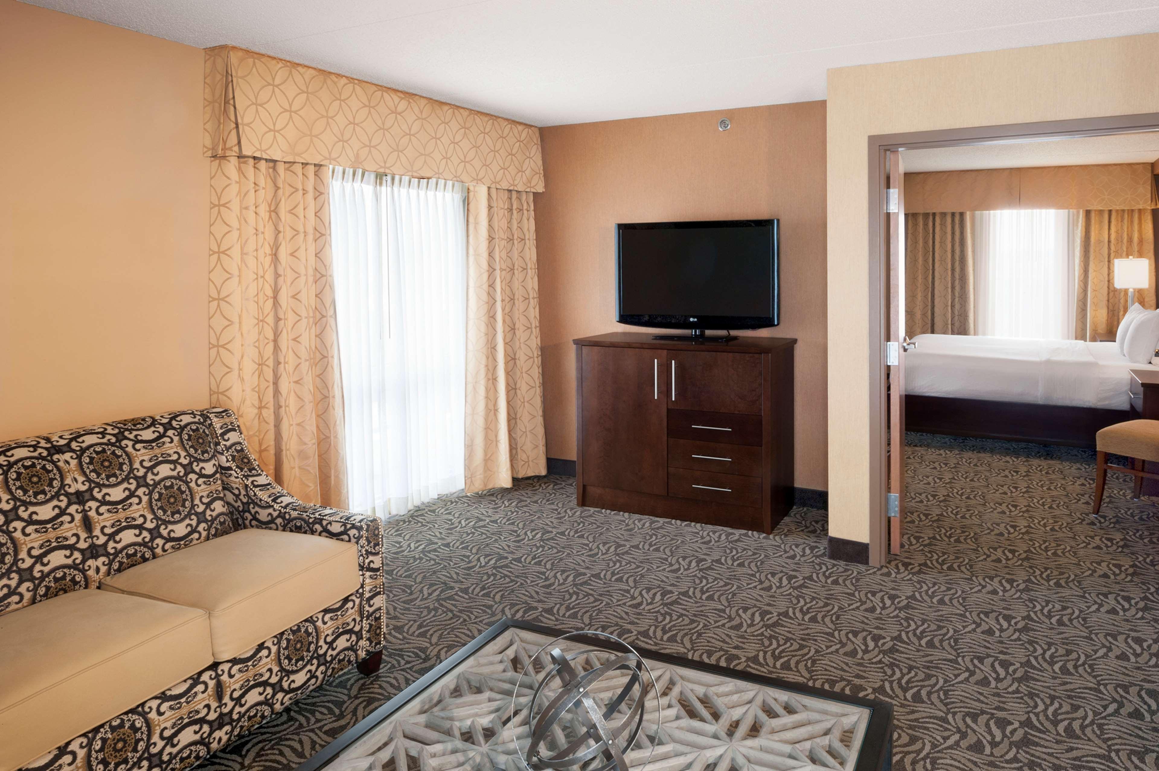 Doubletree By Hilton Bay City - Riverfront Kültér fotó