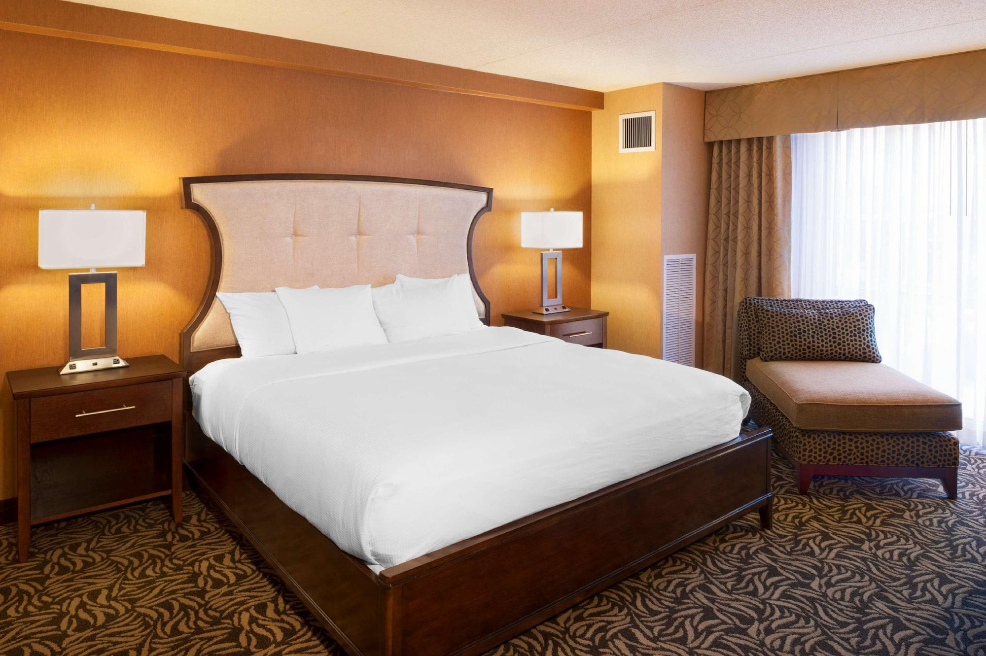 Doubletree By Hilton Bay City - Riverfront Kültér fotó