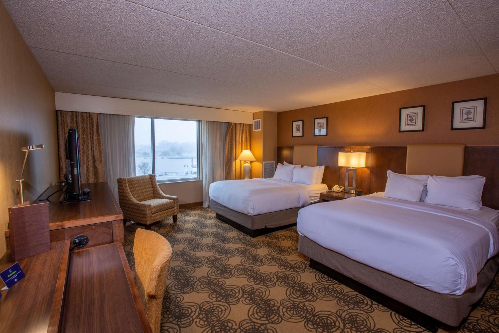Doubletree By Hilton Bay City - Riverfront Kültér fotó