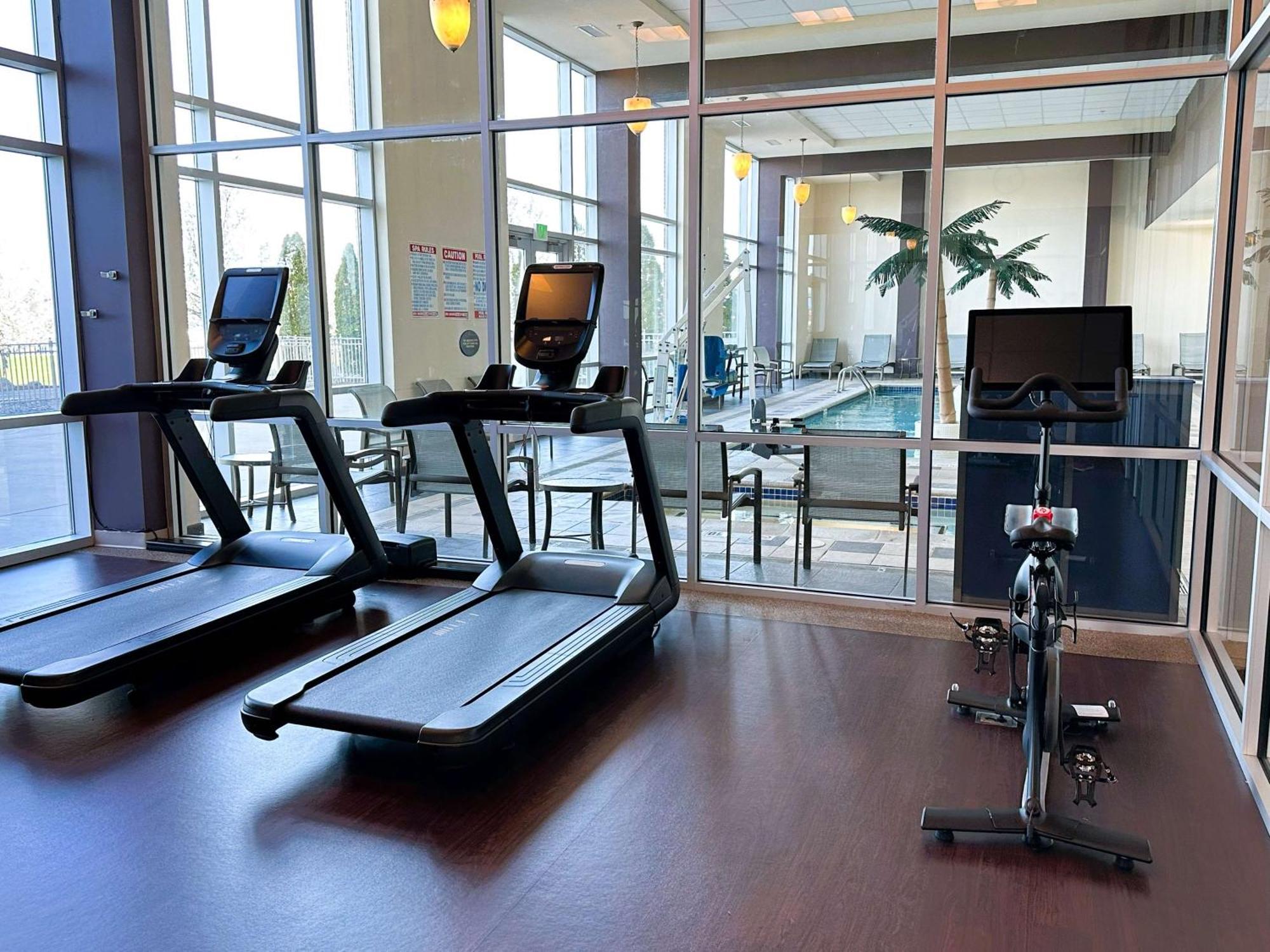 Doubletree By Hilton Bay City - Riverfront Kültér fotó